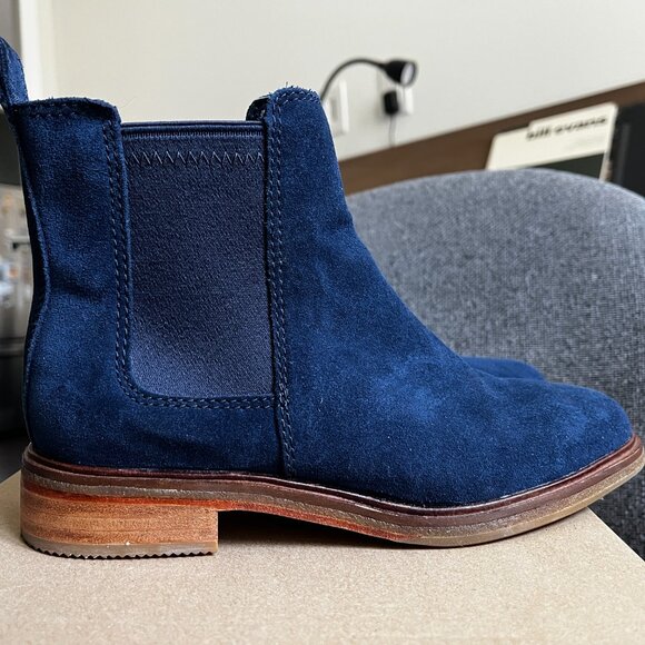 Clarks Clarkdale Arlo Navy Blue Boot (Size 6.5) - Picture 3 of 4